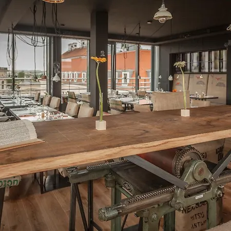 Apartmán Das Lebendige Haus Am Zwinger - Design-aparthotel